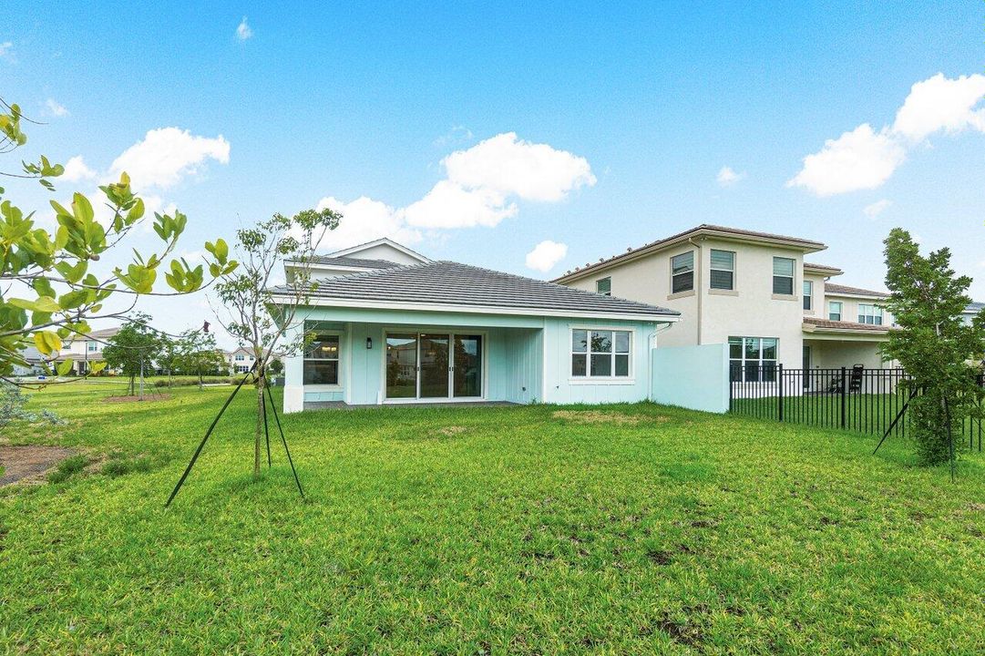 For Rent: $4,000 (4 beds, 3 baths, 2396 Square Feet)