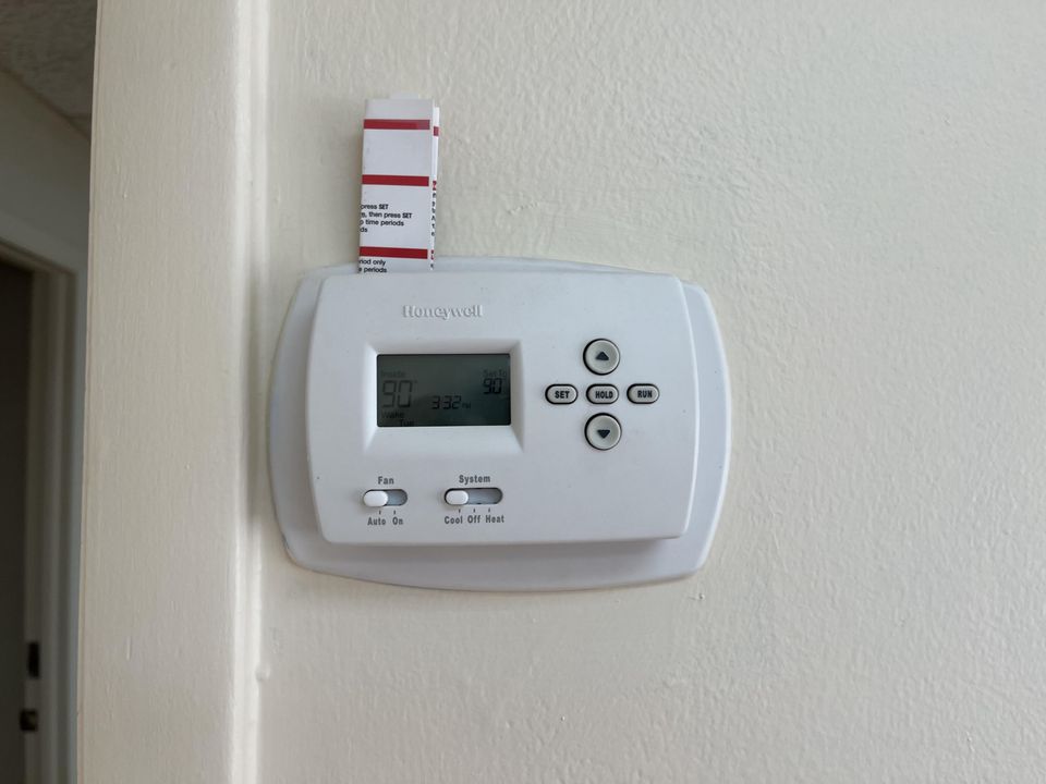 На продажу: $2,200 (0 спален, 0 ванн, 1020 Квадратных фут)