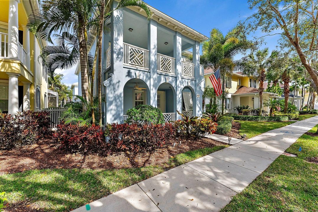 For Rent: $6,500 (4 beds, 3 baths, 2612 Square Feet)