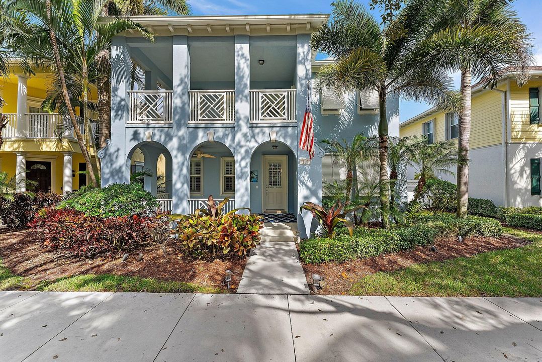 For Rent: $6,500 (4 beds, 3 baths, 2612 Square Feet)