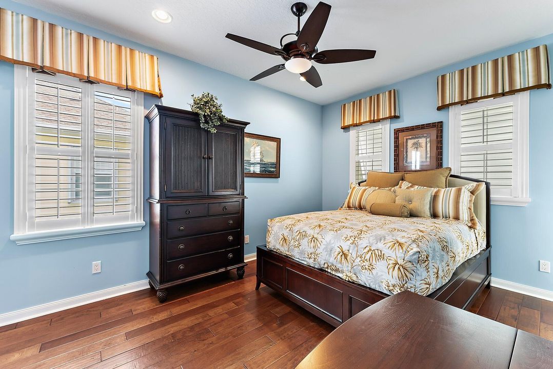 For Rent: $6,500 (4 beds, 3 baths, 2612 Square Feet)