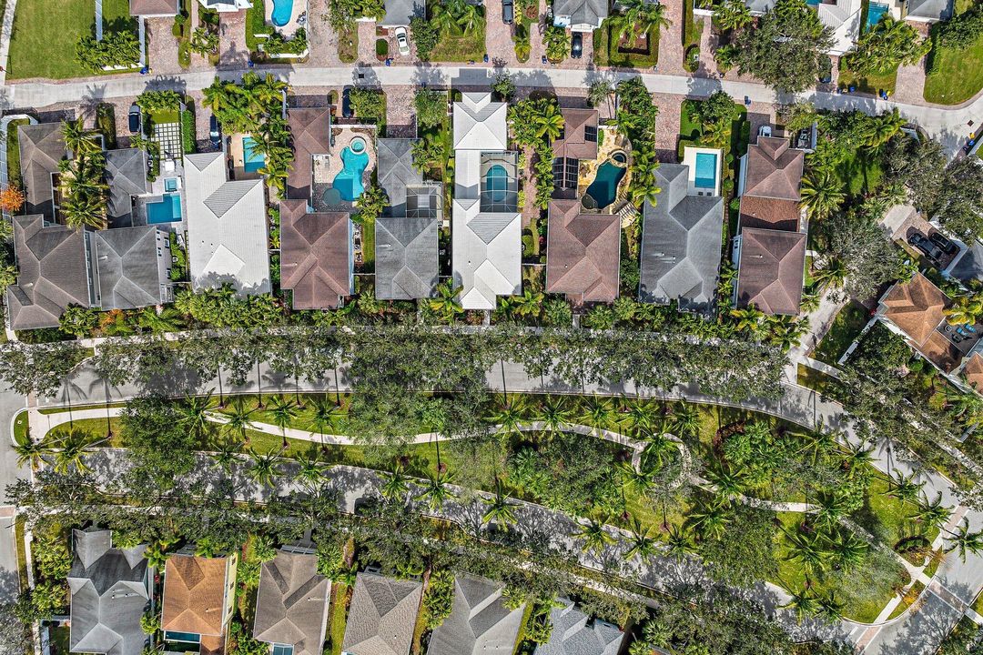 For Rent: $6,500 (4 beds, 3 baths, 2612 Square Feet)