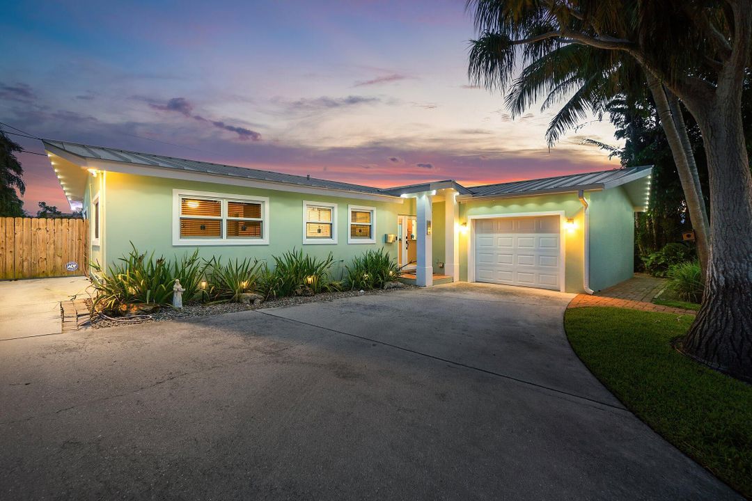 Recently Sold: $813,000 (3 beds, 2 baths, 1770 Square Feet)