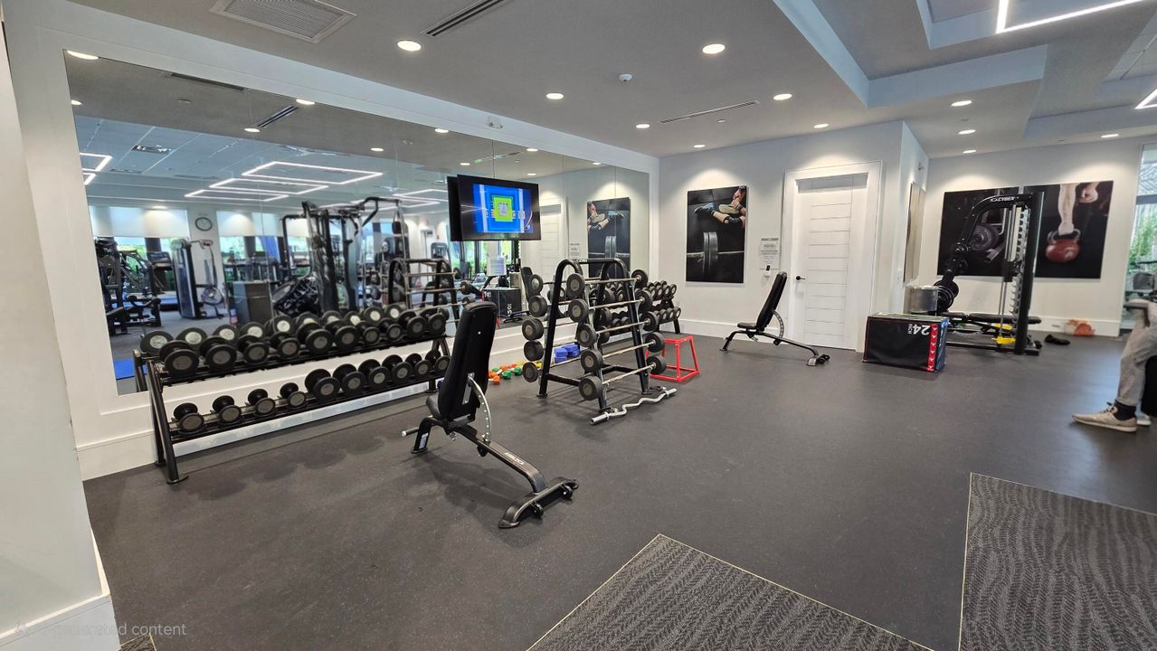 Active With Contract: $8,000 (3 beds, 3 baths, 2240 Square Feet)