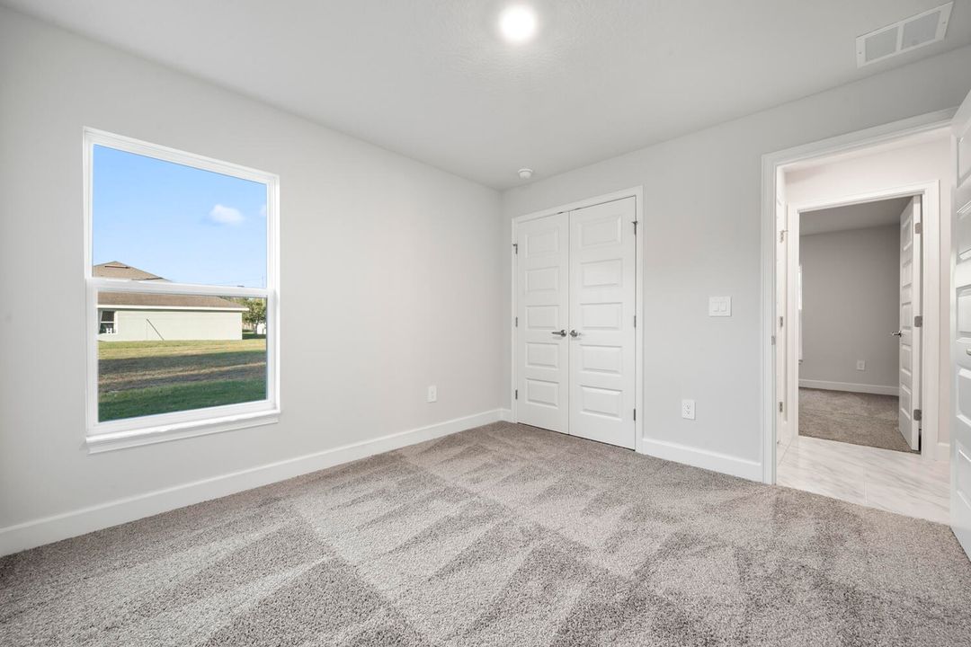 Activo con contrato: $475,000 (4 camas, 3 baños, 2265 Pies cuadrados)