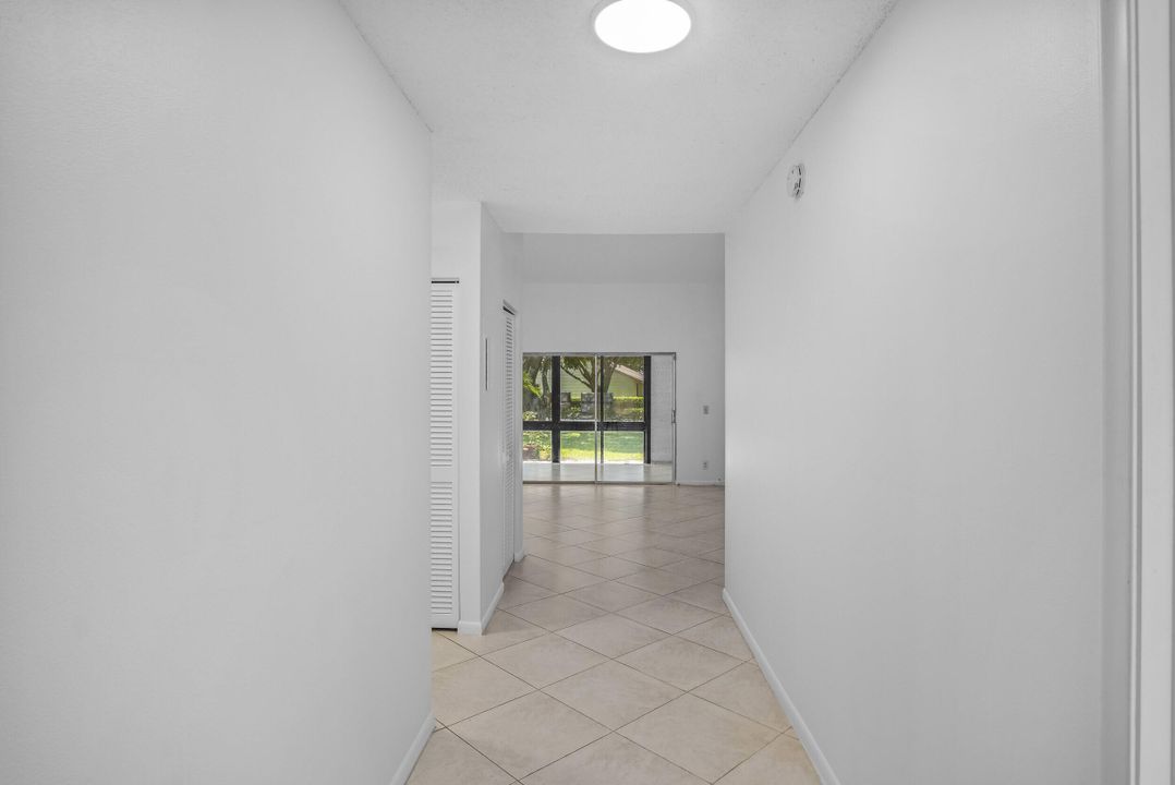 Activo con contrato: $279,900 (2 camas, 2 baños, 1440 Pies cuadrados)