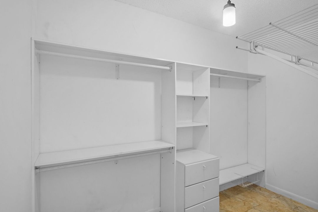 Activo con contrato: $279,900 (2 camas, 2 baños, 1440 Pies cuadrados)