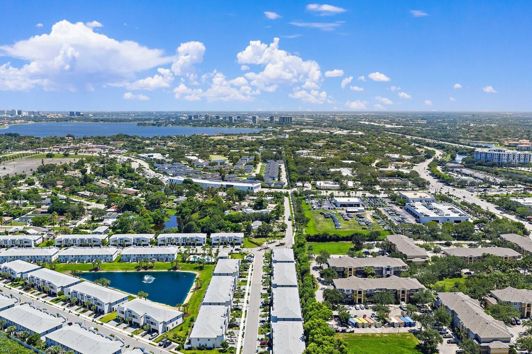 For Sale: $425,000 (3 beds, 2 baths, 1454 Square Feet)