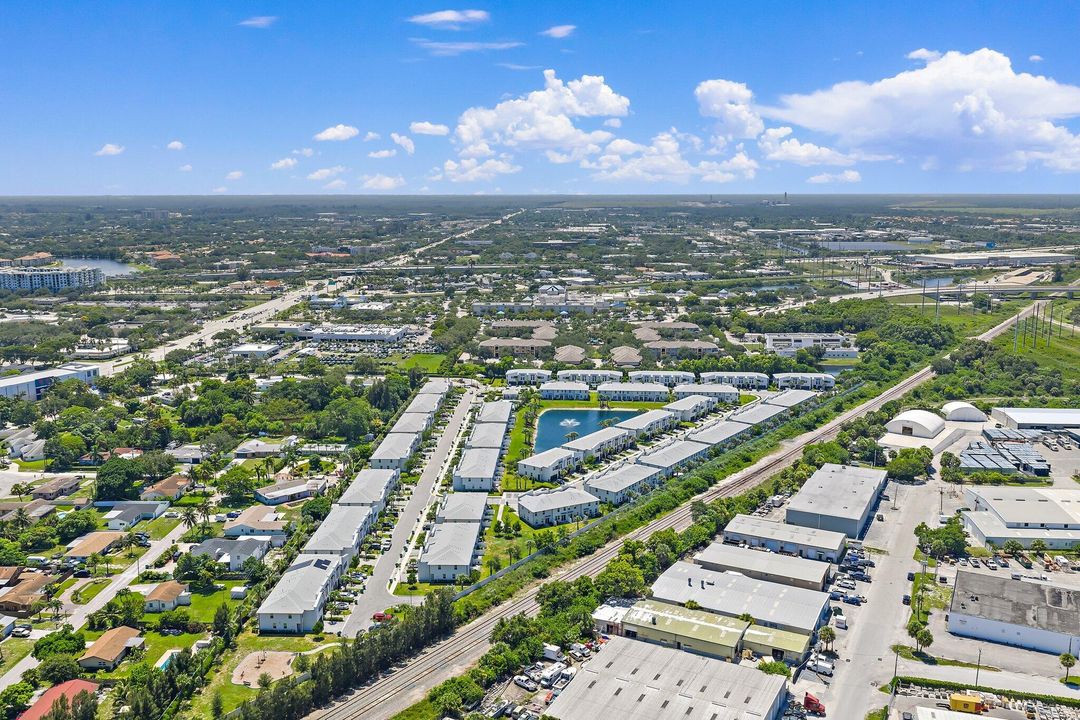 For Sale: $425,000 (3 beds, 2 baths, 1454 Square Feet)