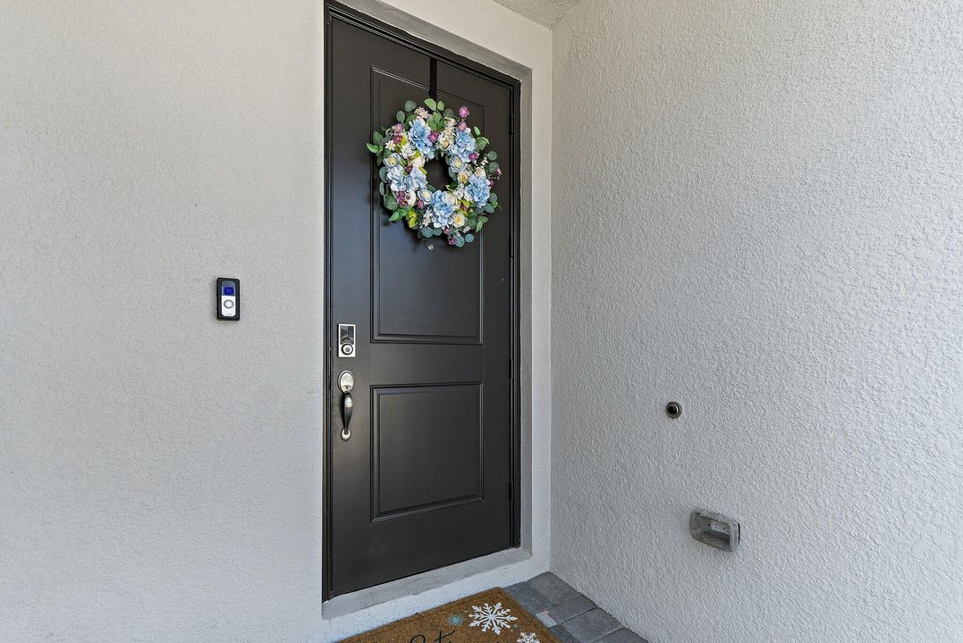 For Sale: $425,000 (3 beds, 2 baths, 1454 Square Feet)