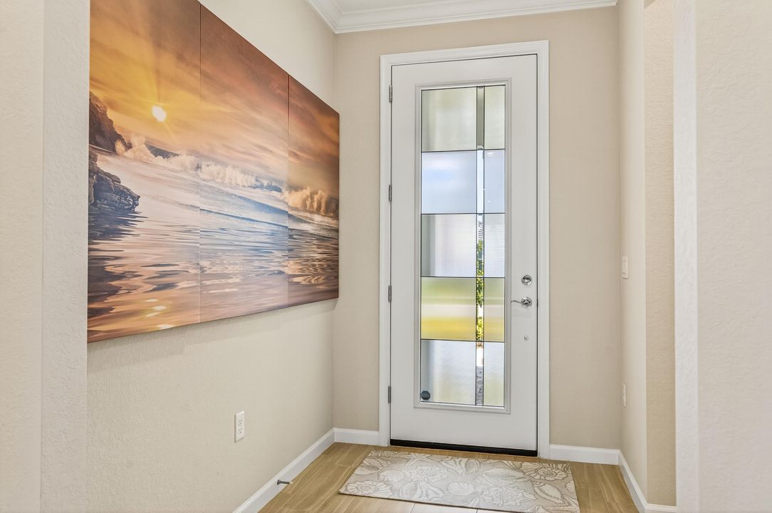 Под контрактом: $625,000 (2 спален, 2 ванн, 1670 Квадратных фут)