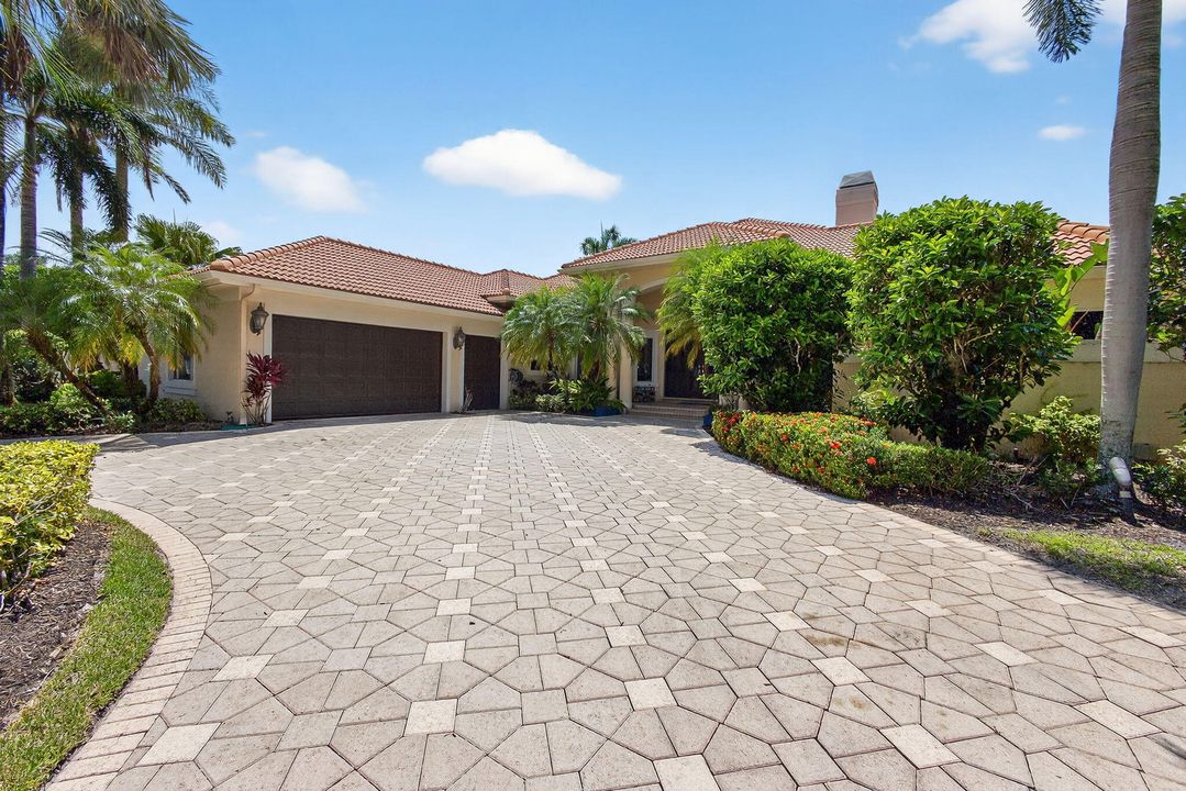 For Sale: $1,750,000 (4 beds, 4 baths, 3797 Square Feet)