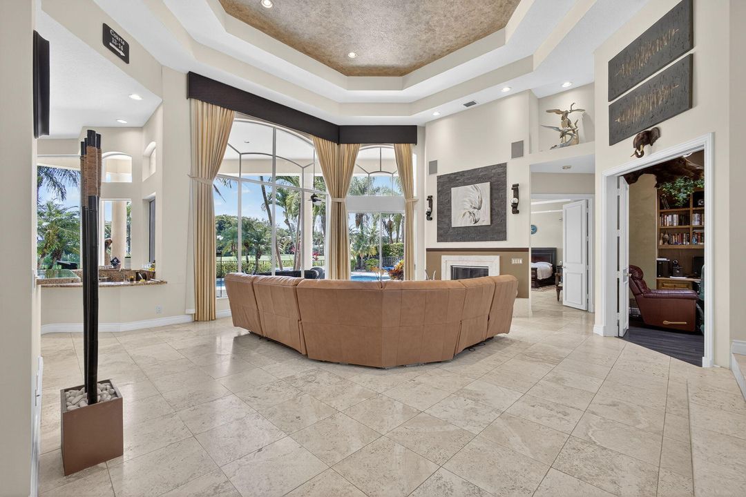 For Sale: $1,750,000 (4 beds, 4 baths, 3797 Square Feet)