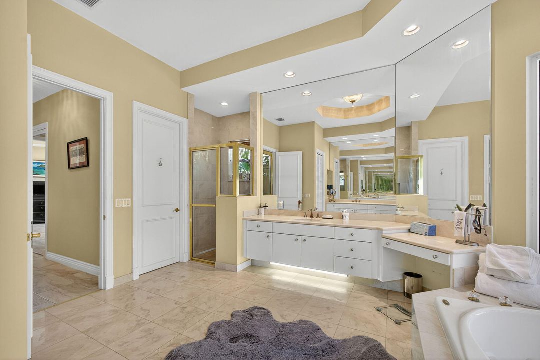 For Sale: $1,750,000 (4 beds, 4 baths, 3797 Square Feet)