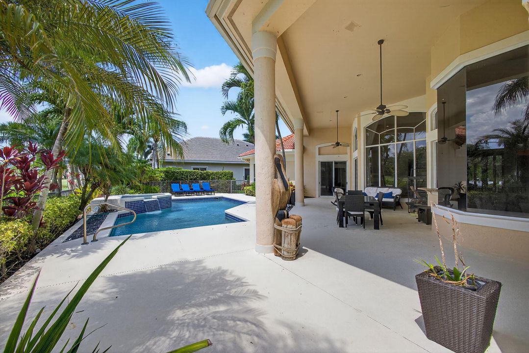 For Sale: $1,750,000 (4 beds, 4 baths, 3797 Square Feet)