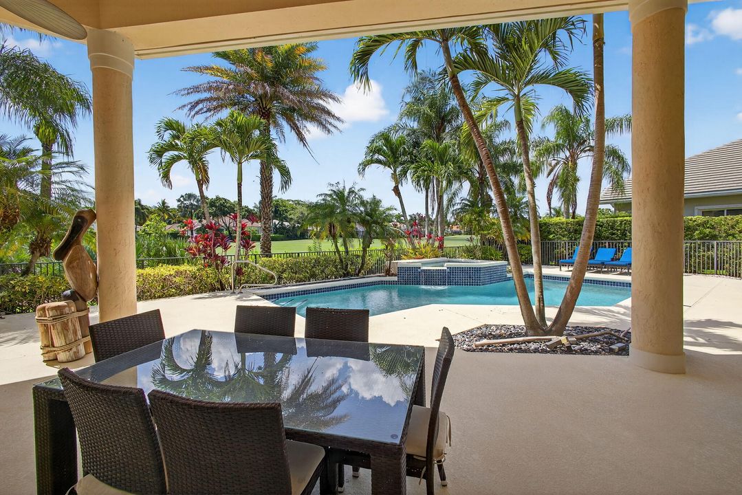 For Sale: $1,750,000 (4 beds, 4 baths, 3797 Square Feet)