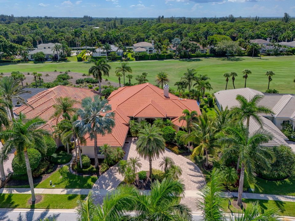 For Sale: $1,750,000 (4 beds, 4 baths, 3797 Square Feet)