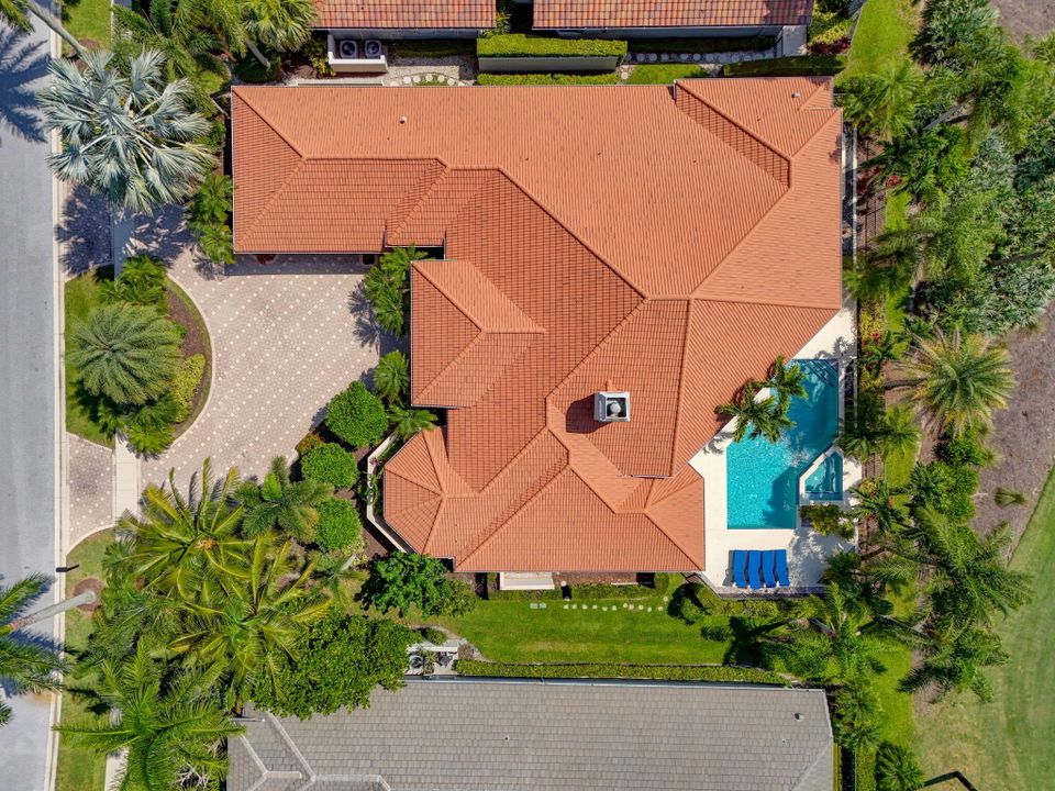 For Sale: $1,750,000 (4 beds, 4 baths, 3797 Square Feet)