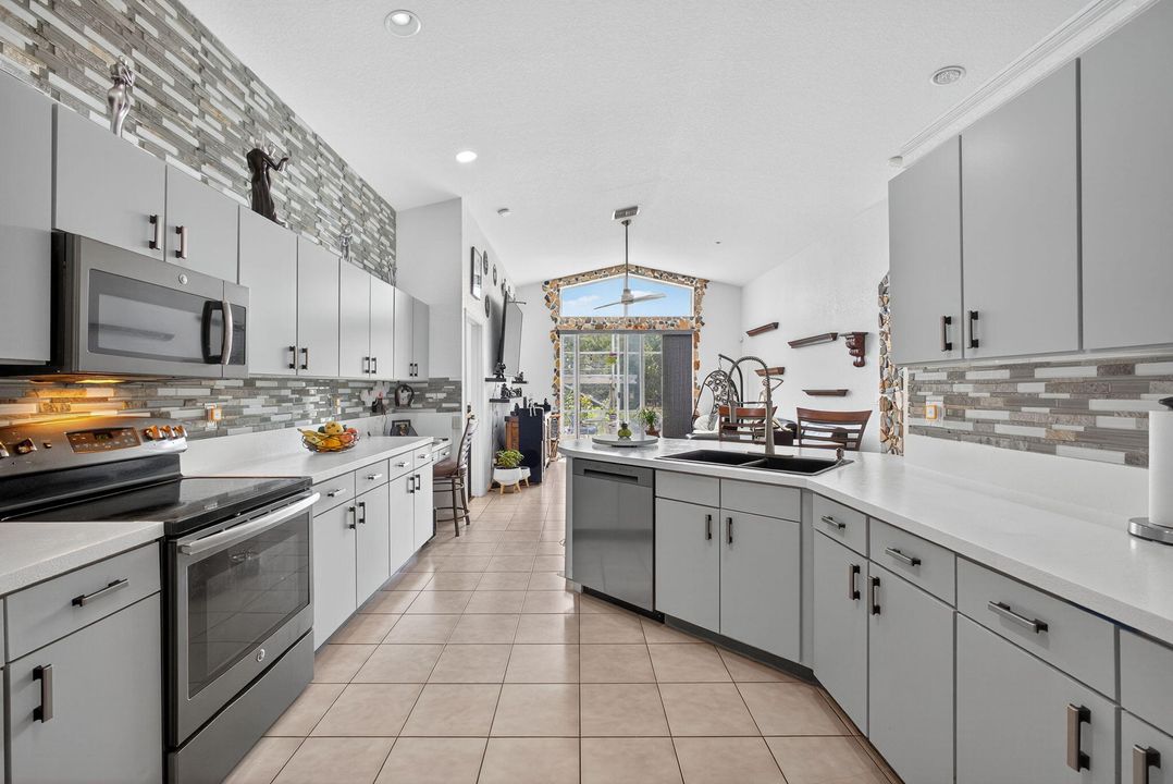 待售: $525,000 (3 贝兹, 2 浴室, 1742 平方英尺)