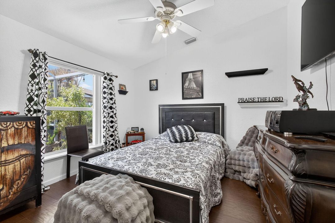 待售: $525,000 (3 贝兹, 2 浴室, 1742 平方英尺)