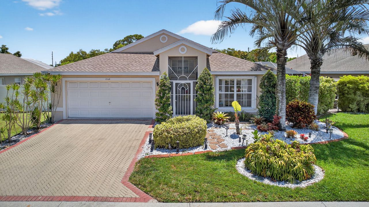 待售: $525,000 (3 贝兹, 2 浴室, 1742 平方英尺)