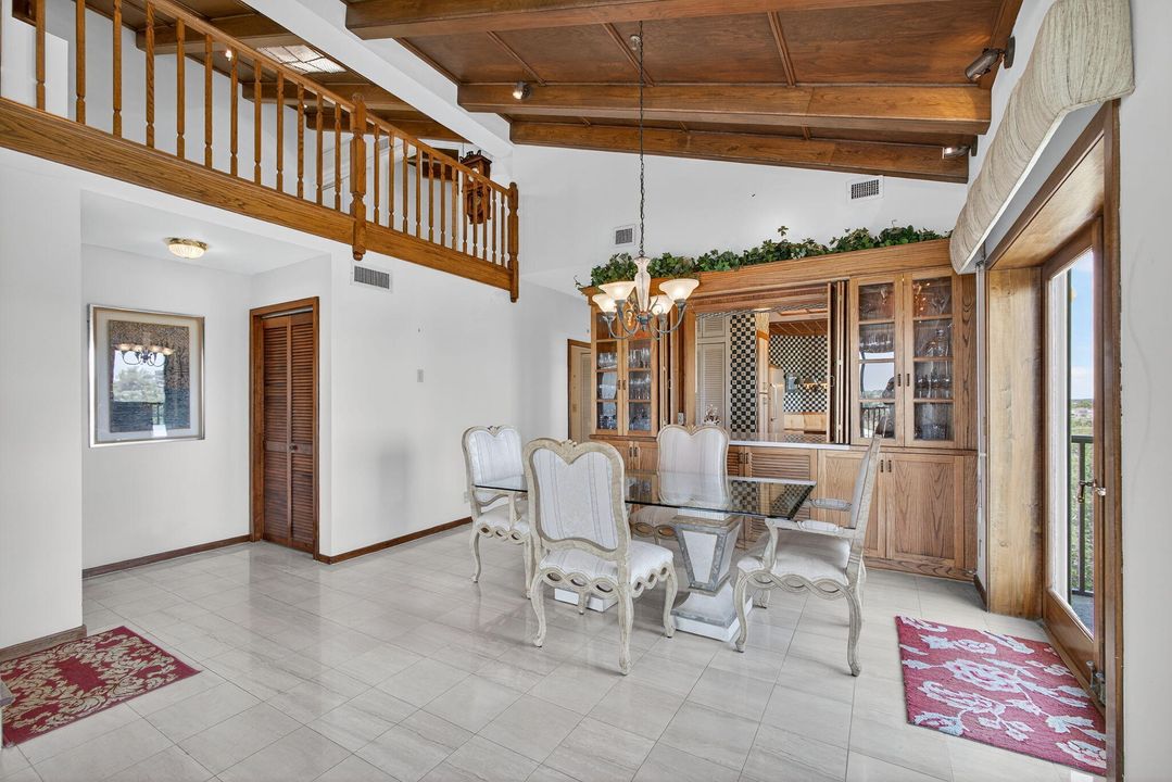 Active With Contract: $675,000 (2 beds, 2 baths, 1935 Square Feet)