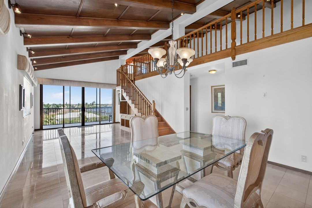 Active With Contract: $675,000 (2 beds, 2 baths, 1935 Square Feet)