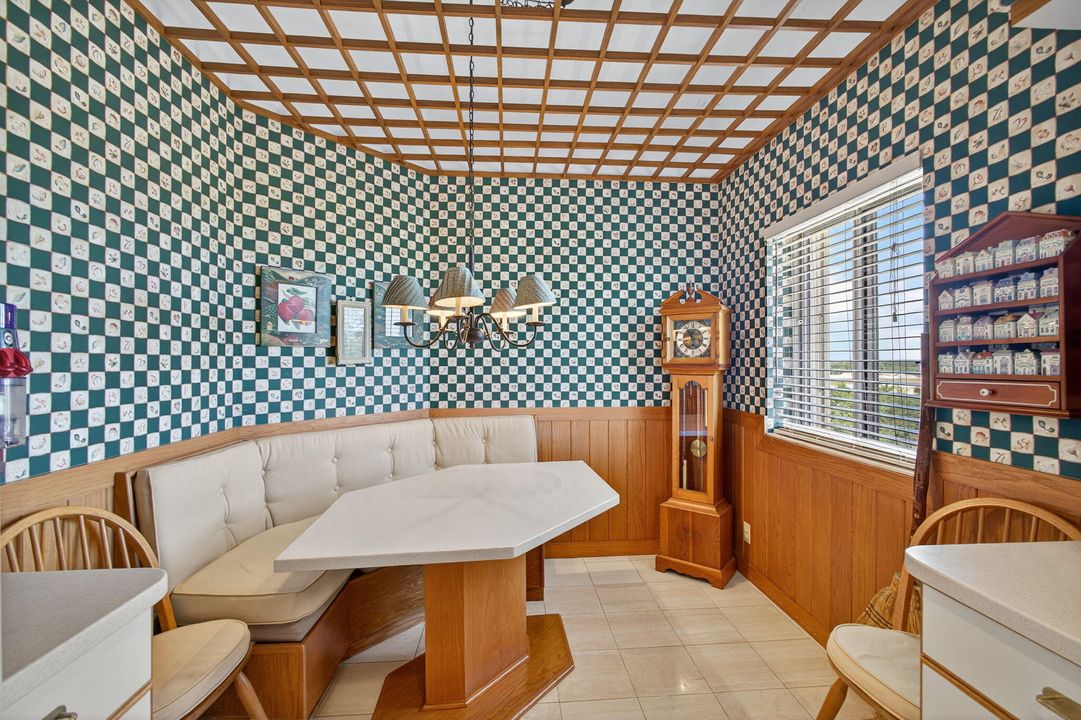 Active With Contract: $675,000 (2 beds, 2 baths, 1935 Square Feet)