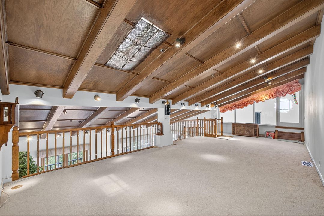 Active With Contract: $675,000 (2 beds, 2 baths, 1935 Square Feet)