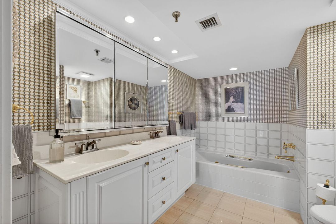 Active With Contract: $675,000 (2 beds, 2 baths, 1935 Square Feet)