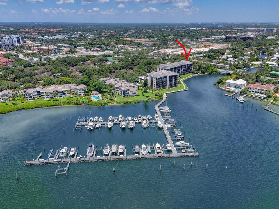 Active With Contract: $675,000 (2 beds, 2 baths, 1935 Square Feet)