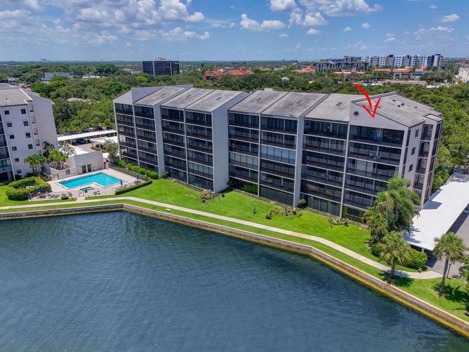 Active With Contract: $675,000 (2 beds, 2 baths, 1935 Square Feet)