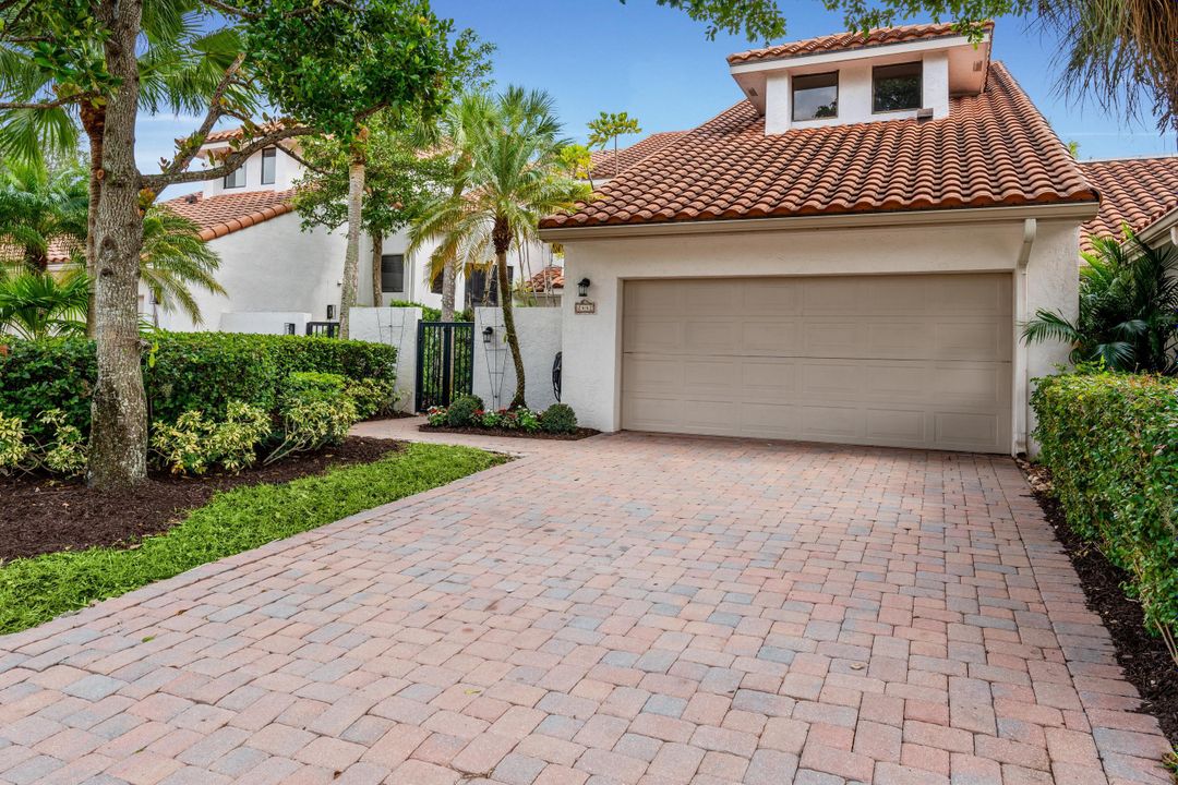 Active With Contract: $13,500 (3 beds, 4 baths, 3167 Square Feet)