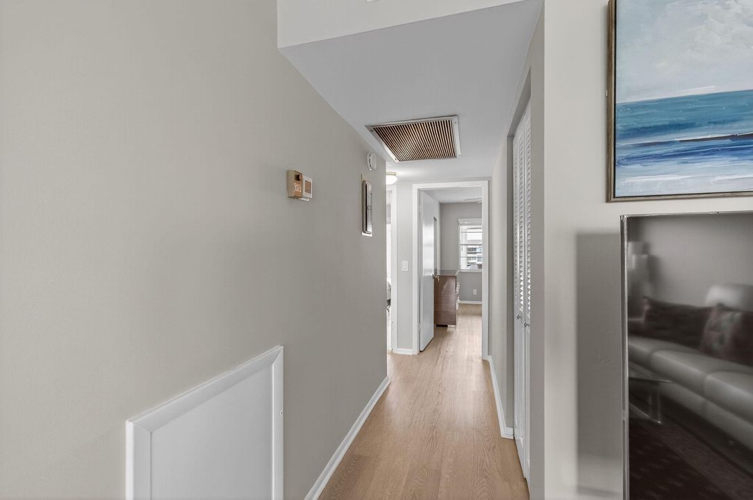 Active With Contract: $249,000 (2 beds, 2 baths, 896 Square Feet)