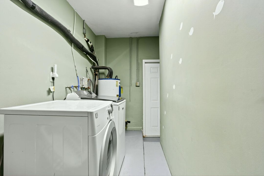 На продажу: $2,500,000 (4 спален, 2 ванн, 2283 Квадратных фут)