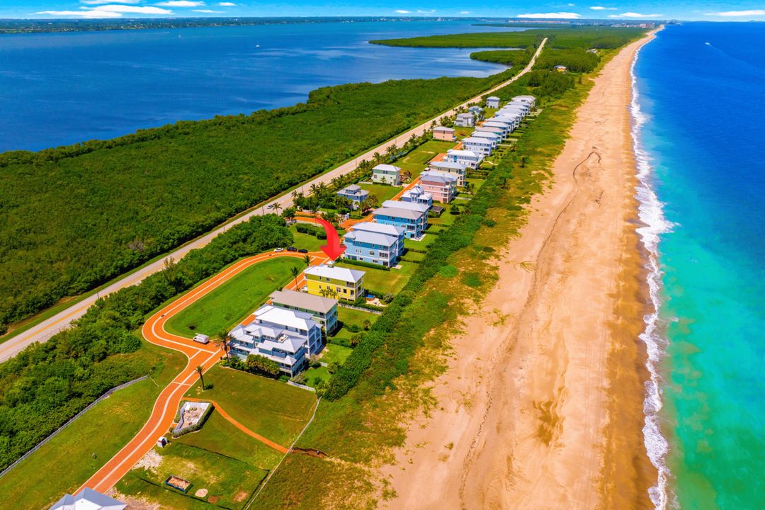 For Sale: $2,999,000 (4 beds, 4 baths, 3557 Square Feet)