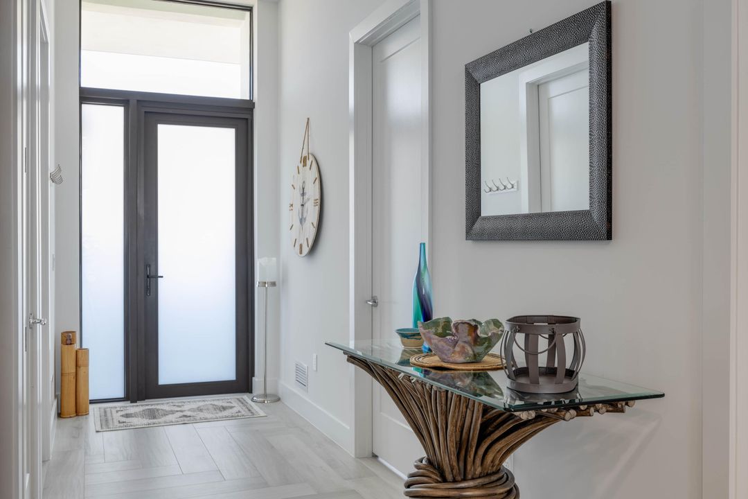 待售: $999,000 (3 贝兹, 3 浴室, 1917 平方英尺)