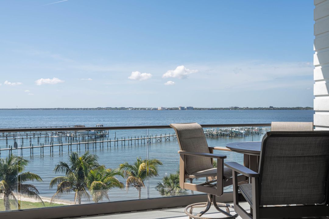 待售: $999,000 (3 贝兹, 3 浴室, 1917 平方英尺)