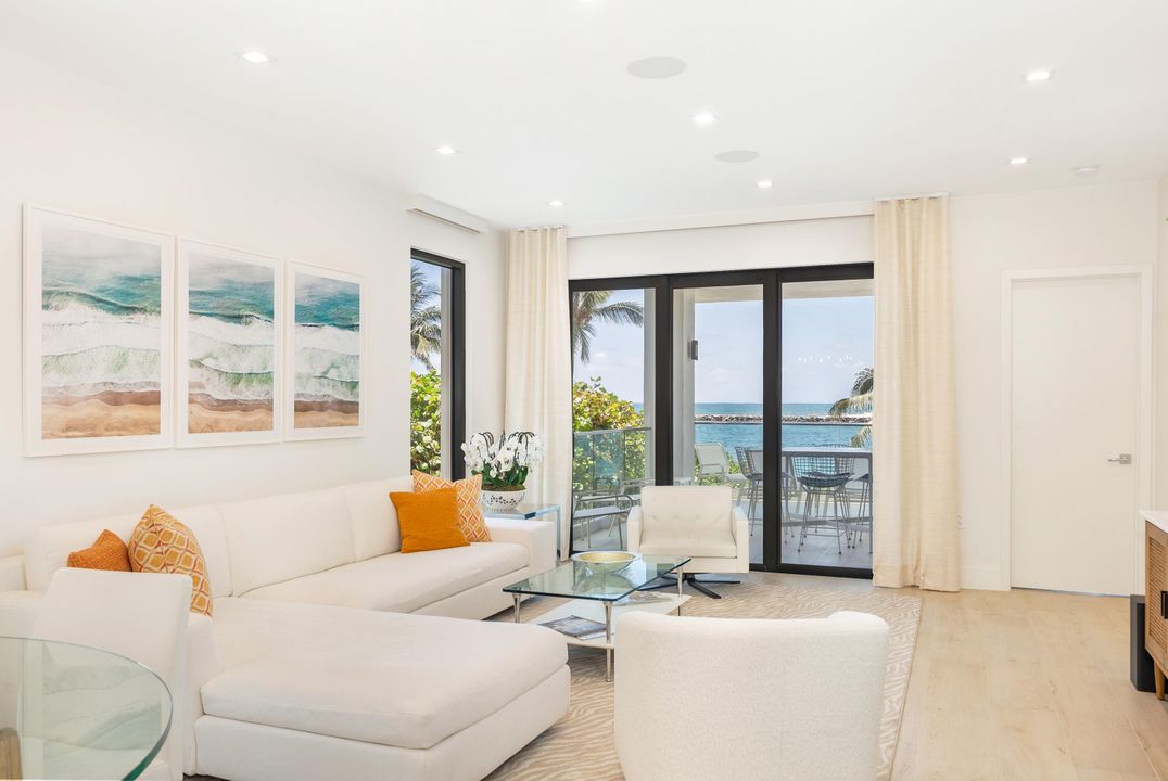 For Sale: $3,400,000 (3 beds, 3 baths, 2624 Square Feet)