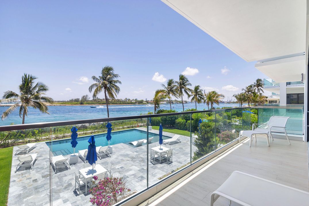 For Sale: $3,400,000 (3 beds, 3 baths, 2624 Square Feet)