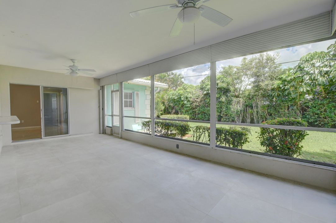 合同活跃: $795,000 (3 贝兹, 2 浴室, 1756 平方英尺)