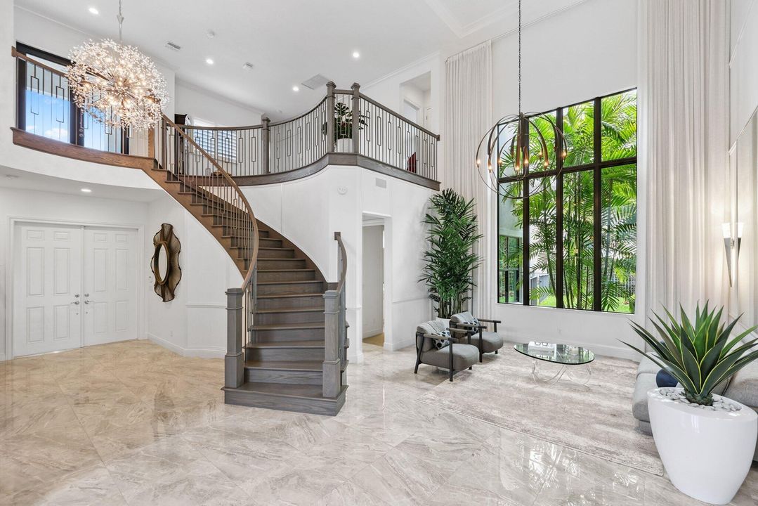 合同活跃: $3,695,000 (5 贝兹, 5 浴室, 4665 平方英尺)