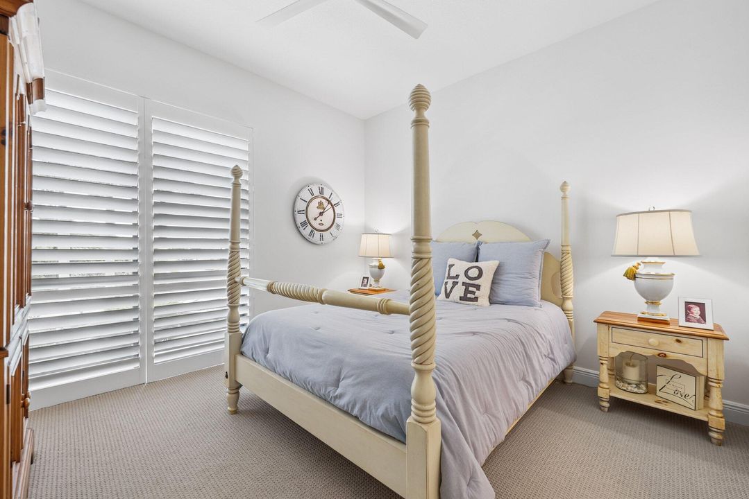 合同活跃: $3,695,000 (5 贝兹, 5 浴室, 4665 平方英尺)