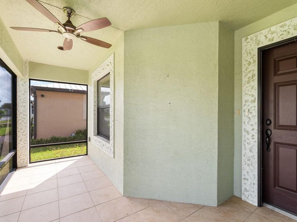 待售: $175,000 (2 贝兹, 2 浴室, 1435 平方英尺)