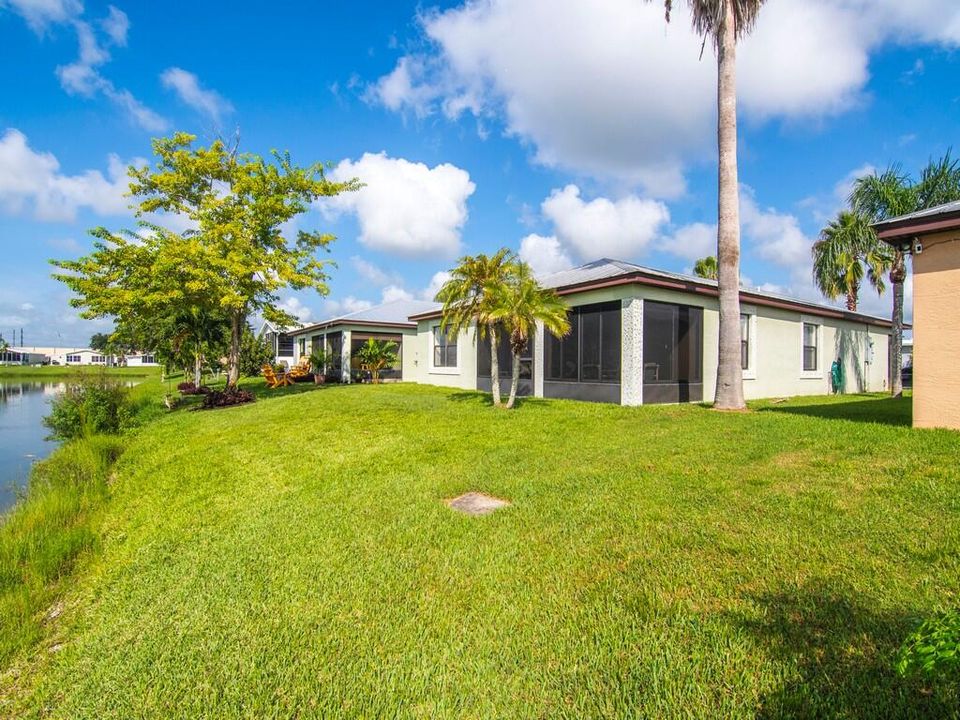 待售: $175,000 (2 贝兹, 2 浴室, 1435 平方英尺)