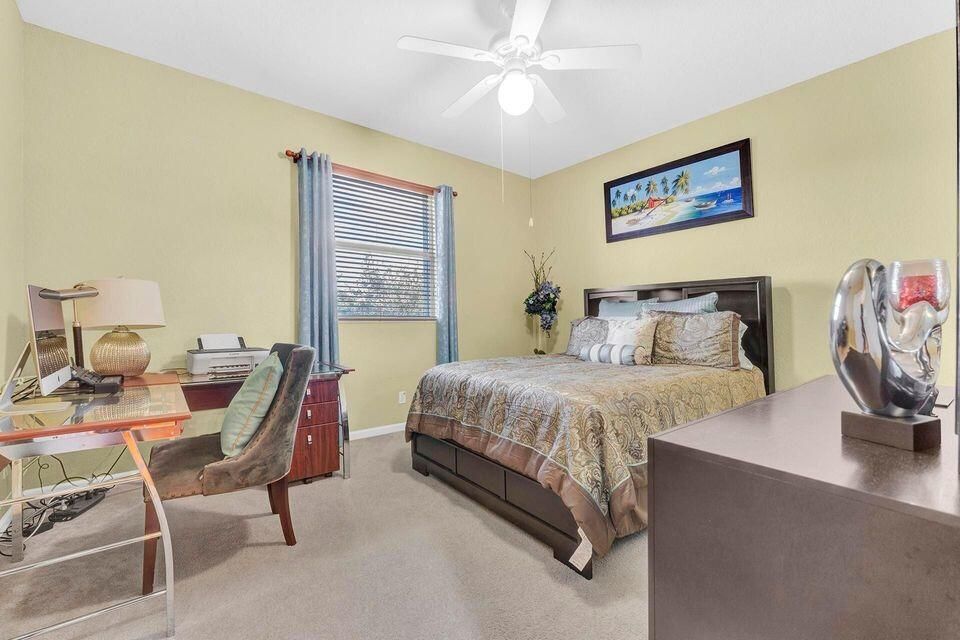 For Sale: $879,999 (5 beds, 3 baths, 3967 Square Feet)