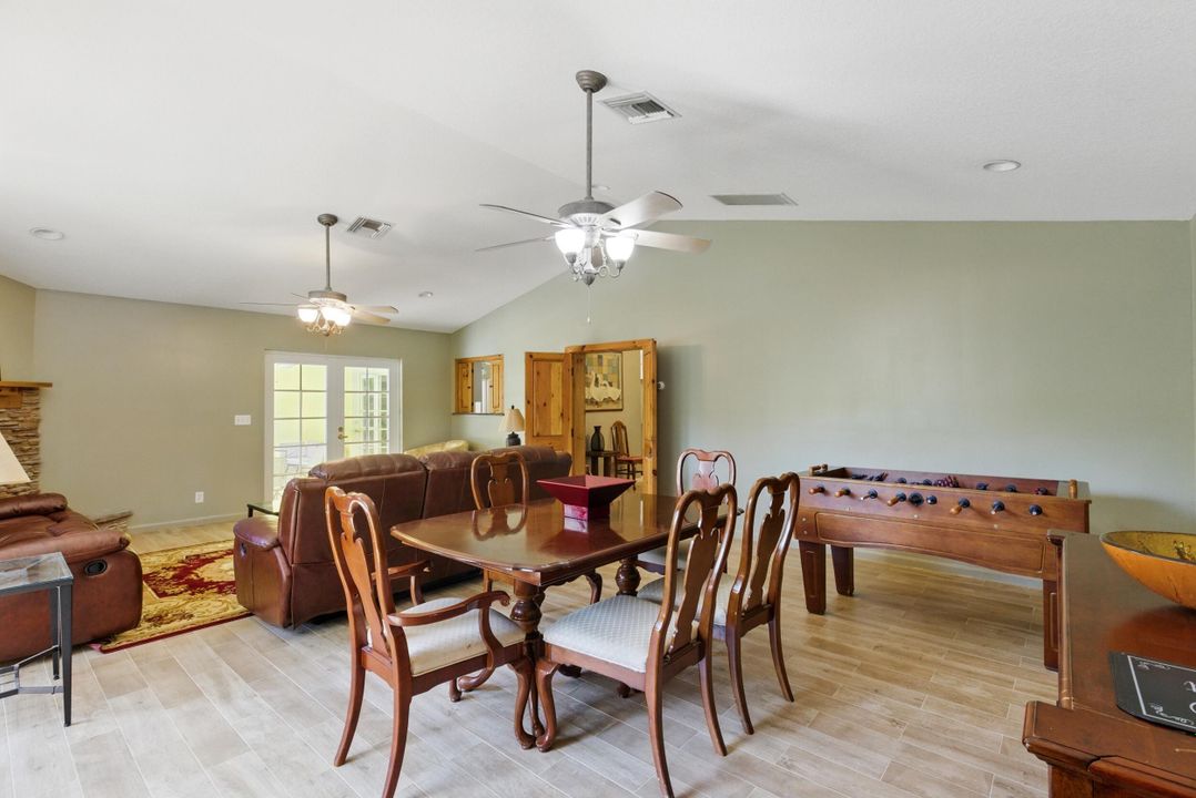 For Rent: $4,800 (4 beds, 2 baths, 2363 Square Feet)