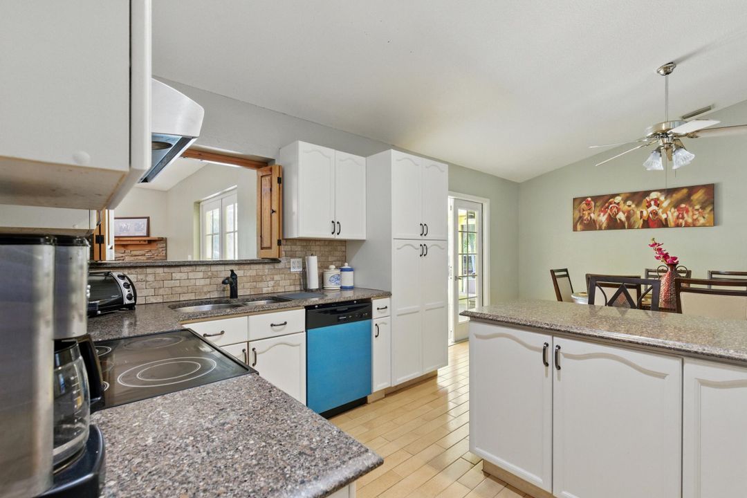 For Rent: $4,800 (4 beds, 2 baths, 2363 Square Feet)