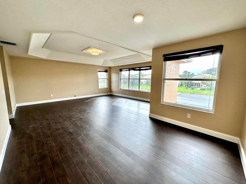 待售: $790,000 (6 贝兹, 4 浴室, 3424 平方英尺)