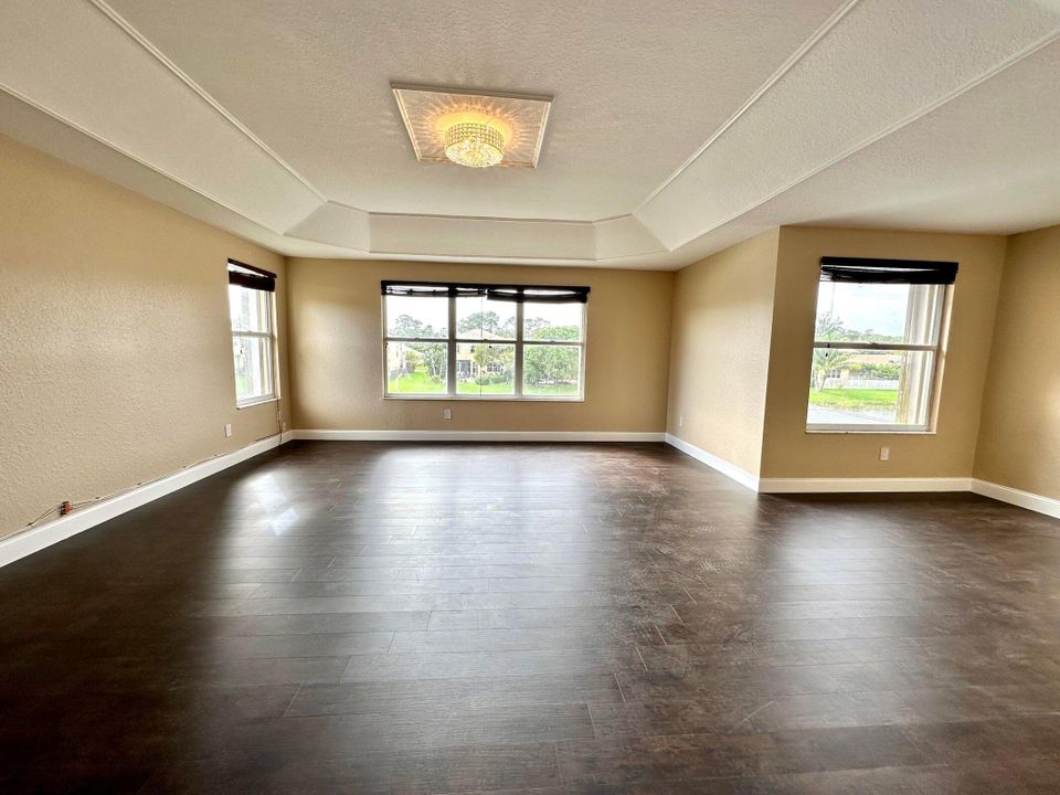 待售: $790,000 (6 贝兹, 4 浴室, 3424 平方英尺)